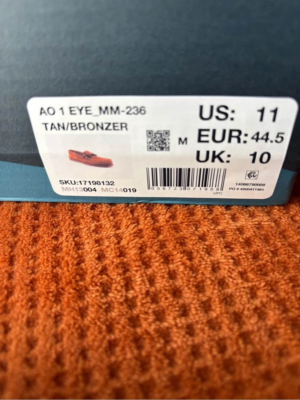 Sperry Brown Suede Men’s Boat Shoes with Leather Laces